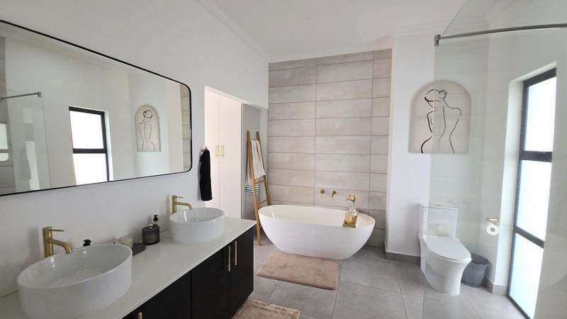 4 Bedroom Property for Sale in La Camargue Private Country Estate North West
